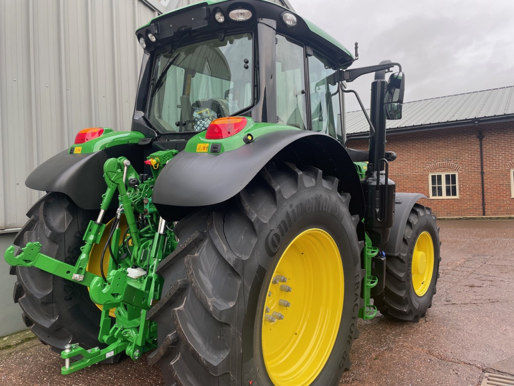 John Deere 6155M