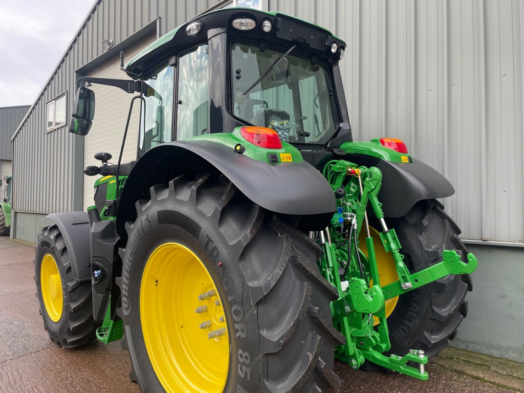 John Deere 6155M