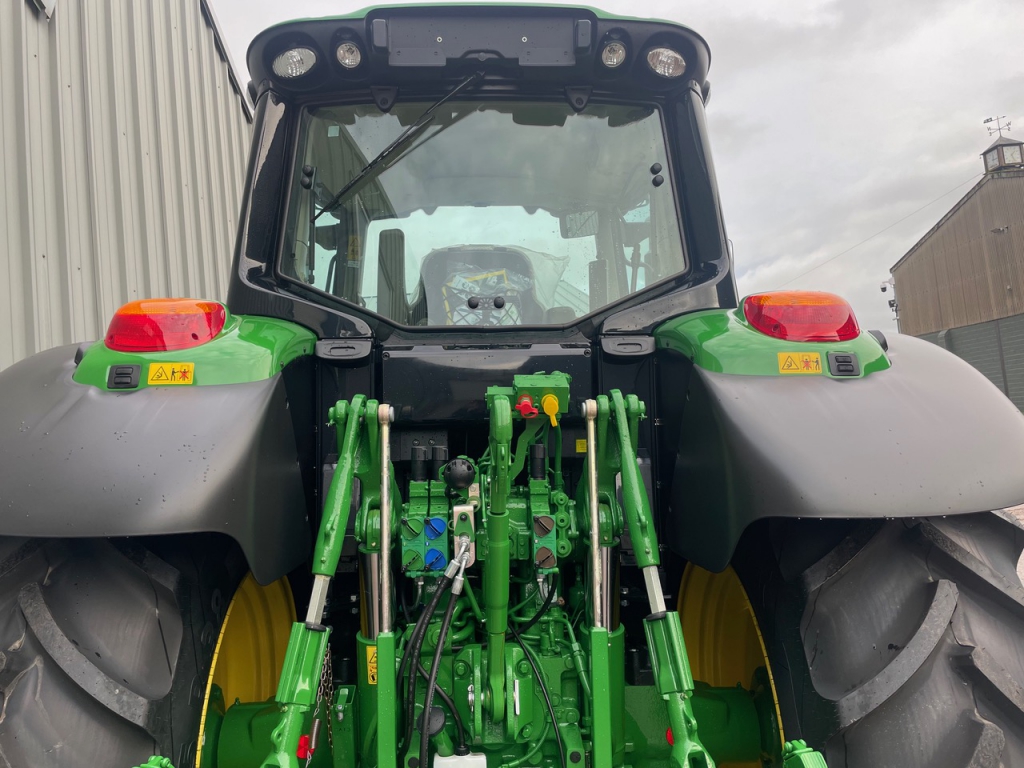 John Deere 6155M
