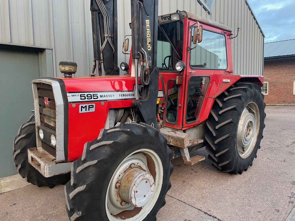 Massey Ferguson 595 MKII