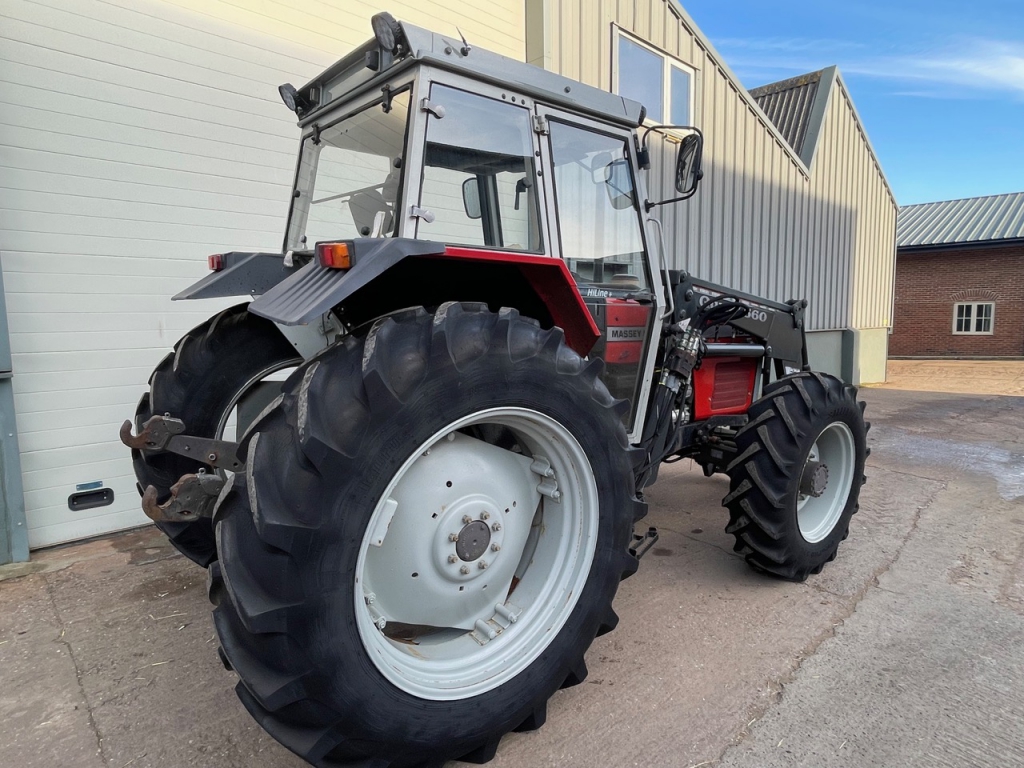 Massey Ferguson 399