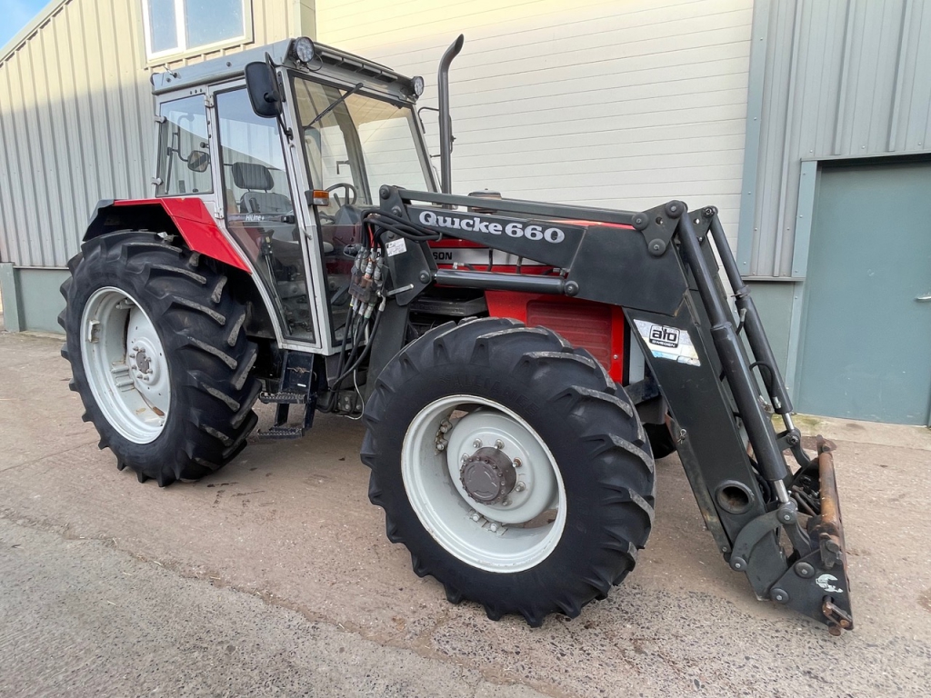 Massey Ferguson 399