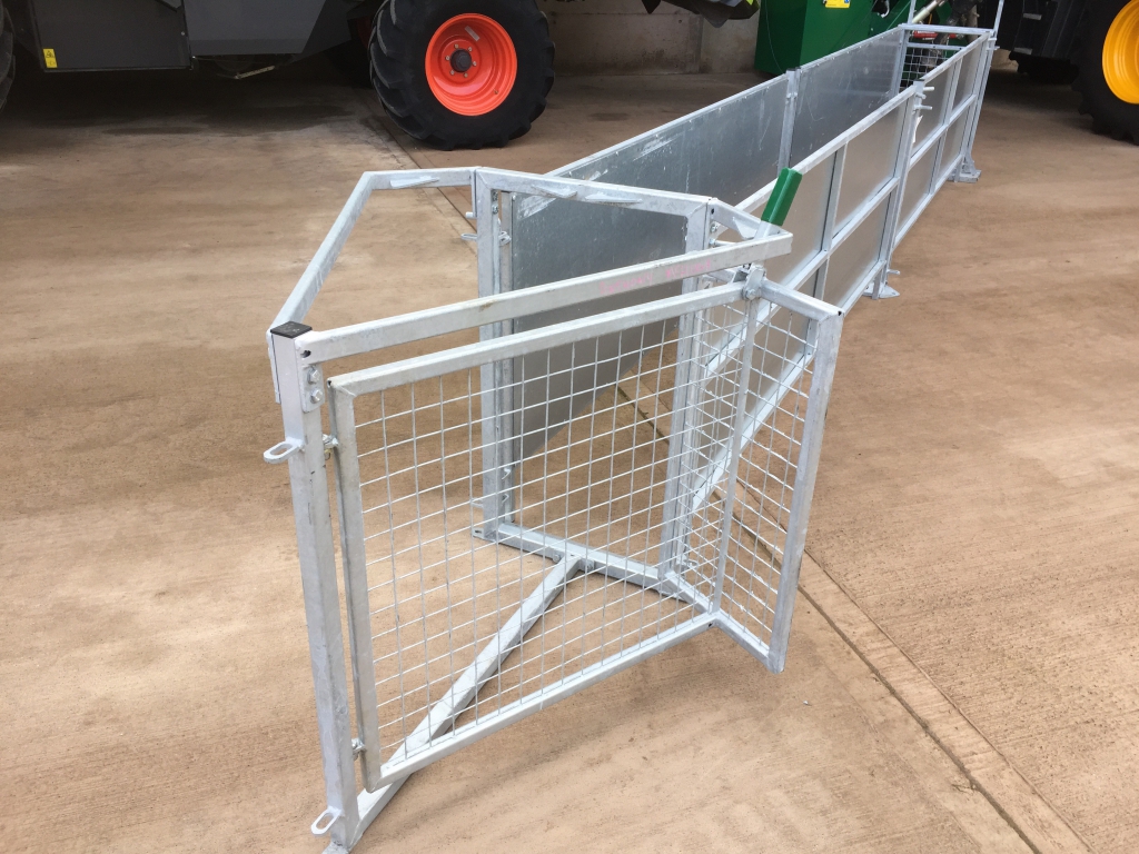 Condon Engineering 2 way sheep drafting gate