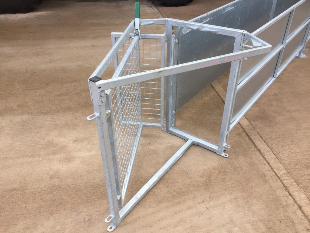Condon Engineering 2 way sheep drafting gate
