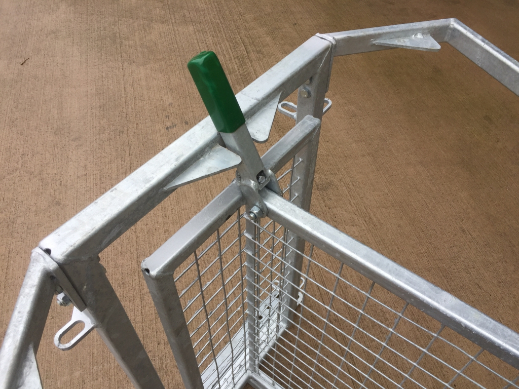 Condon Engineering 2 way sheep drafting gate