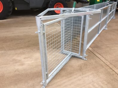 Condon Engineering 2 way sheep drafting gate