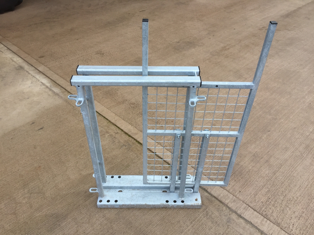 Condon Engineering tilt and slide sheep race gate