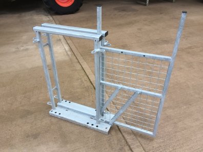 Condon Engineering tilt and slide sheep race gate
