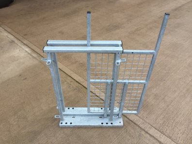 Condon Engineering tilt and slide sheep race gate