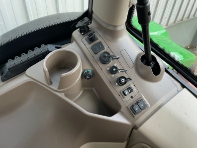 John Deere 6215R Ultimate Edition