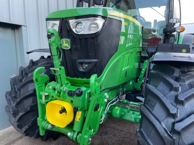 John Deere 6215R Ultimate Edition