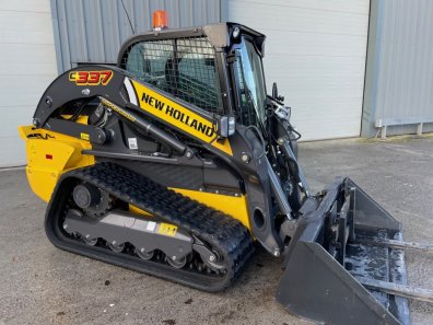 New Holland C337 skid steer