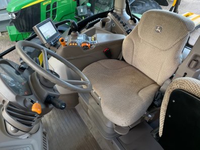 John Deere 6155R