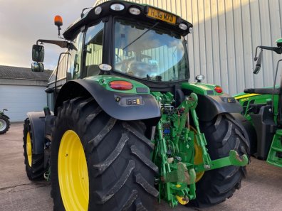 John Deere 6155R