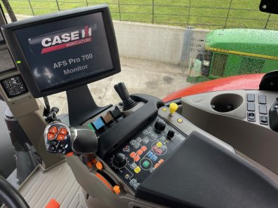 Case CVX 240