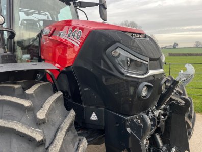 Case CVX 240