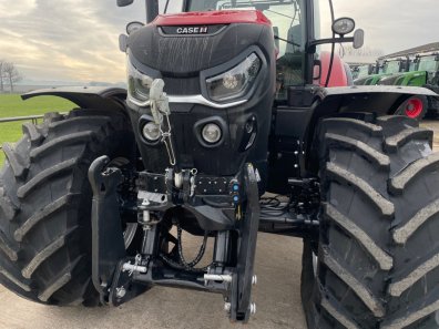 Case CVX 240