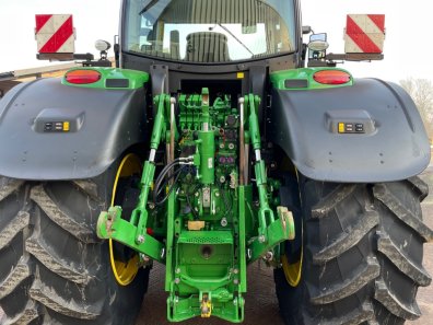 John Deere 6250R