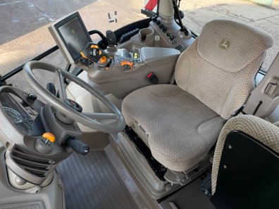 John Deere 6250R