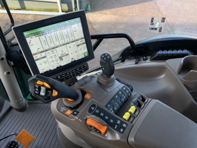 John Deere 6250R