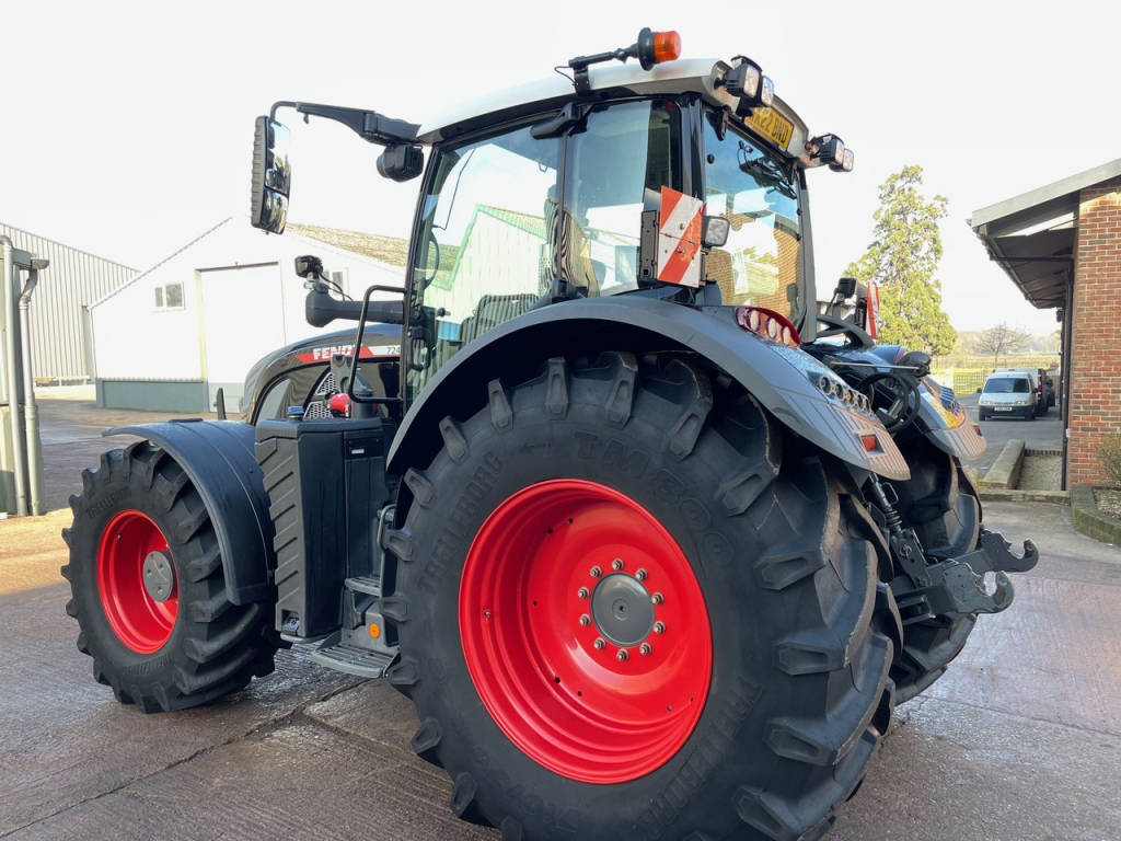 Fendt 724 Profi-Plus