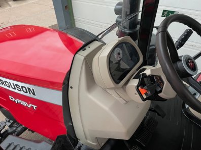 Massey Ferguson 8740S