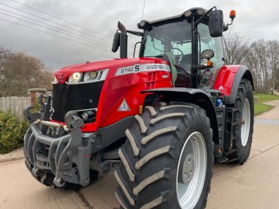 Massey Ferguson 8740S