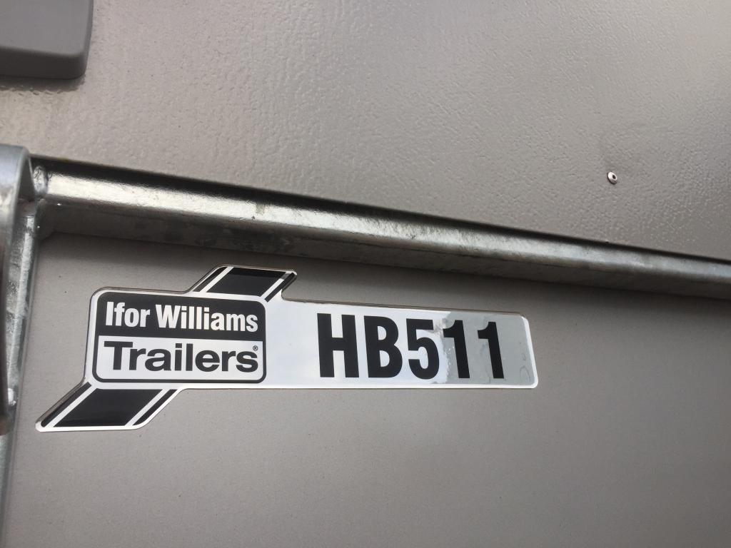 Ifor Williams HB511 horse box trailer