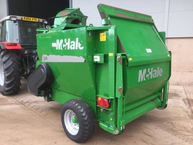 McHale C460 trailed straw chopper and silage feeder