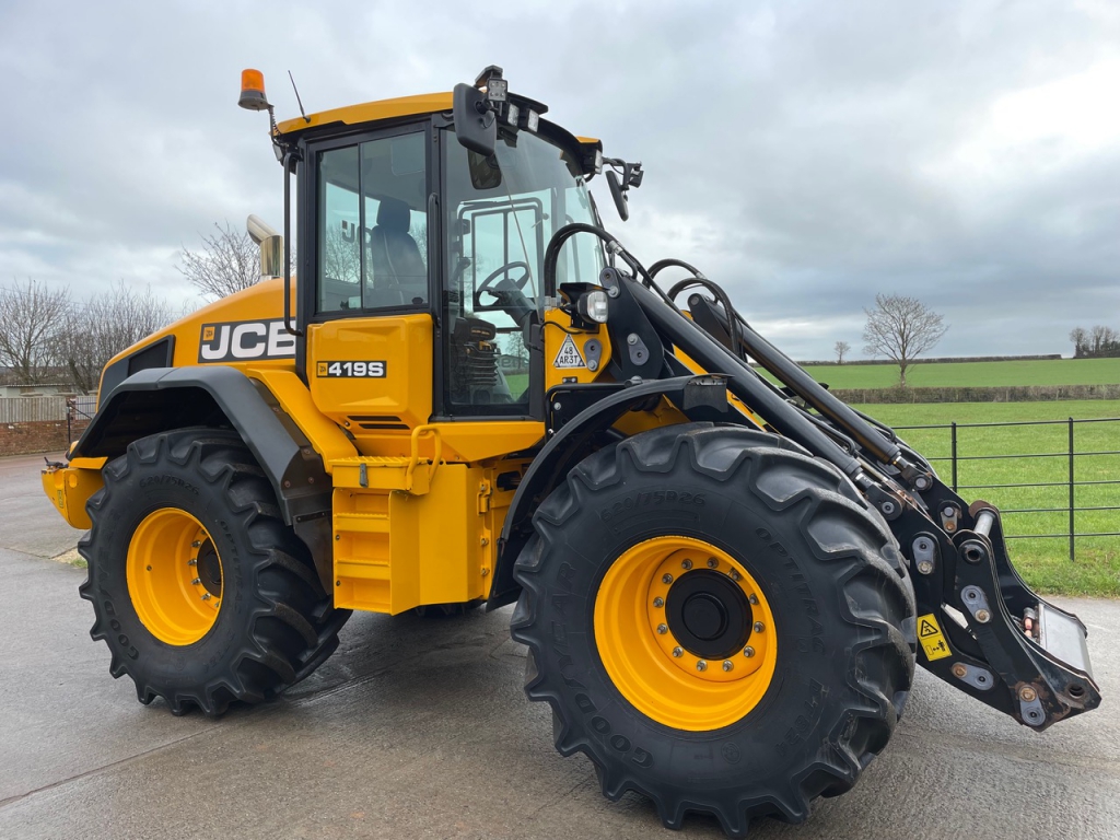 JCB 419S