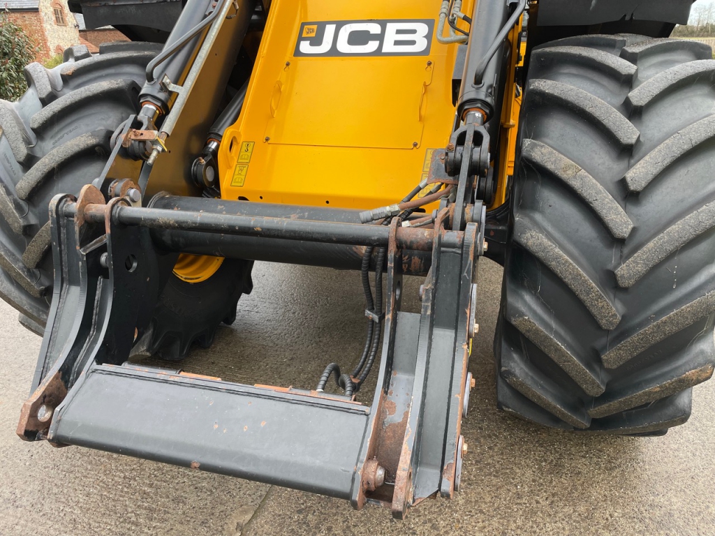 JCB 419S