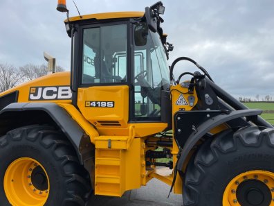 JCB 419S