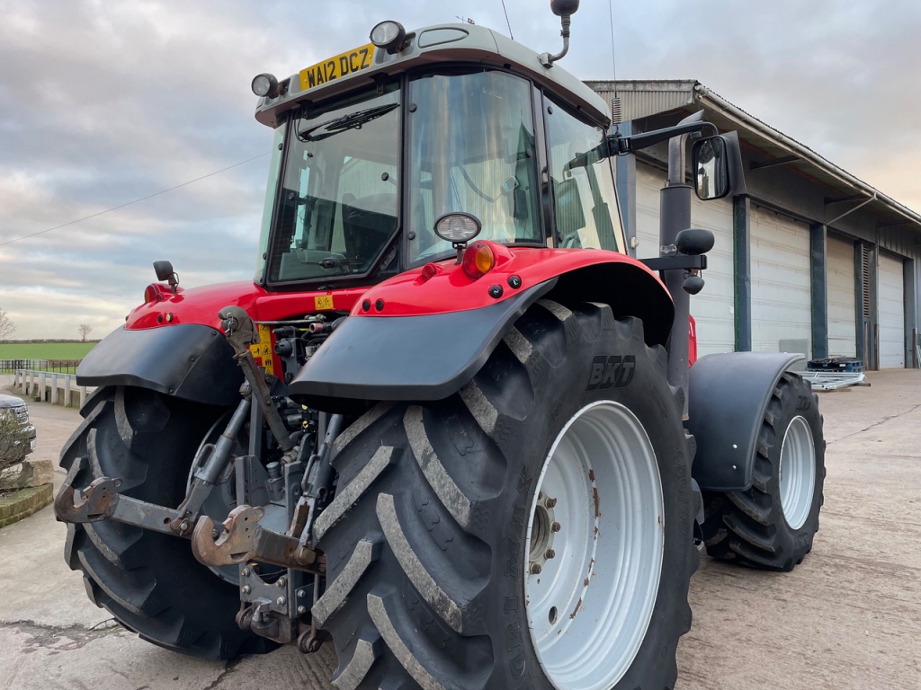 Massey Ferguson 7480