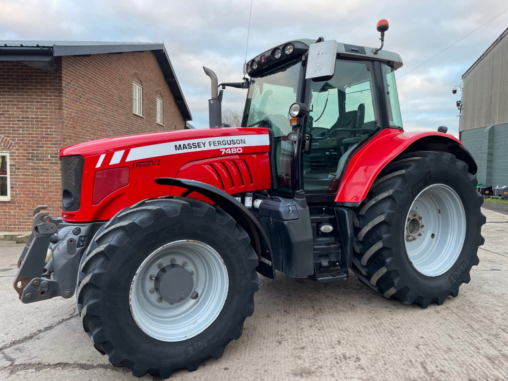 Massey Ferguson 7480