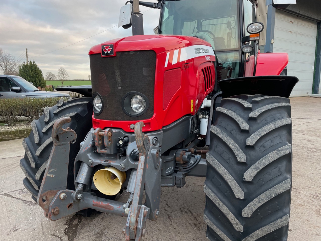 Massey Ferguson 7480