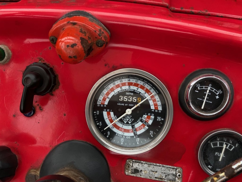Massey Ferguson 148