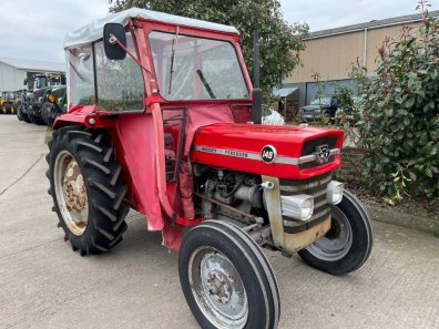 Massey Ferguson 148