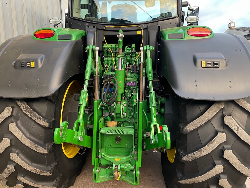 John Deere 6250R
