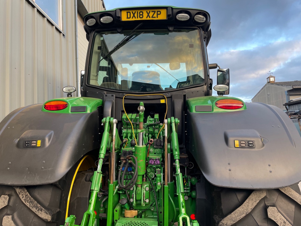John Deere 6250R