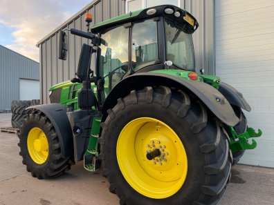 John Deere 6250R