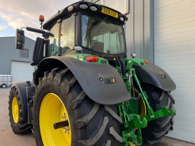 John Deere 6250R