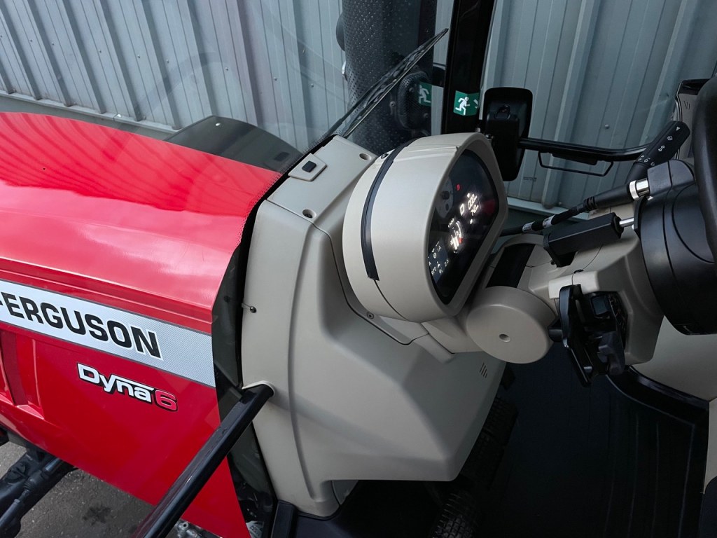 Massey Ferguson 7720S Efficient
