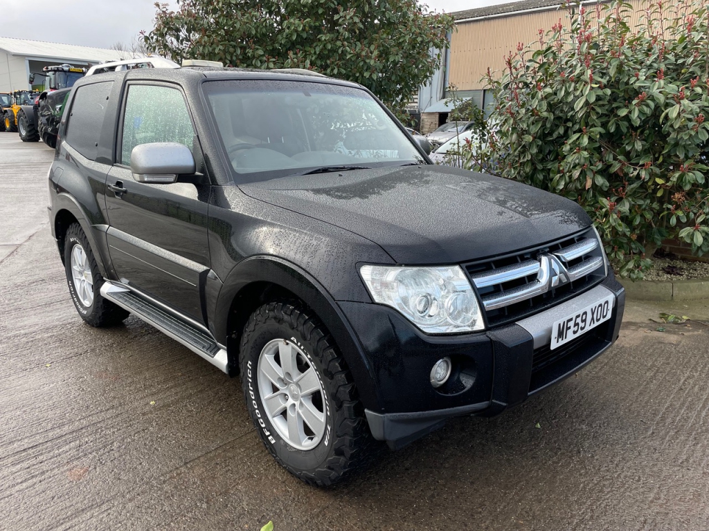 Mitsubishi Shogun 4Work Warrior commercial 3.2 diesel