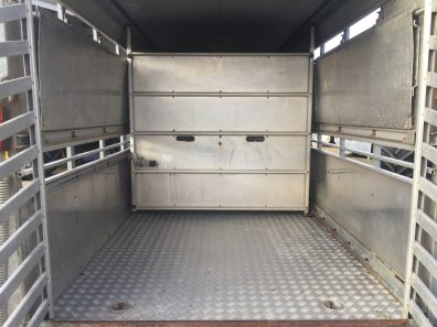 Ifor Williams TA510G 12ft livestock trailer