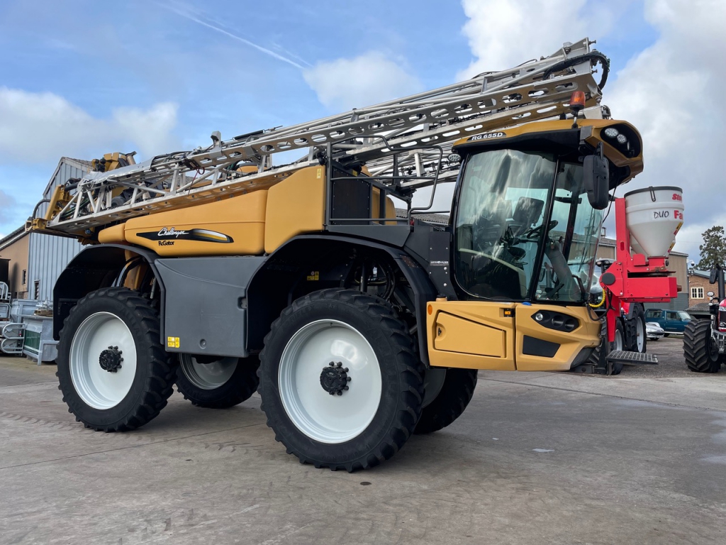Challenger RoGator RG655D sprayer