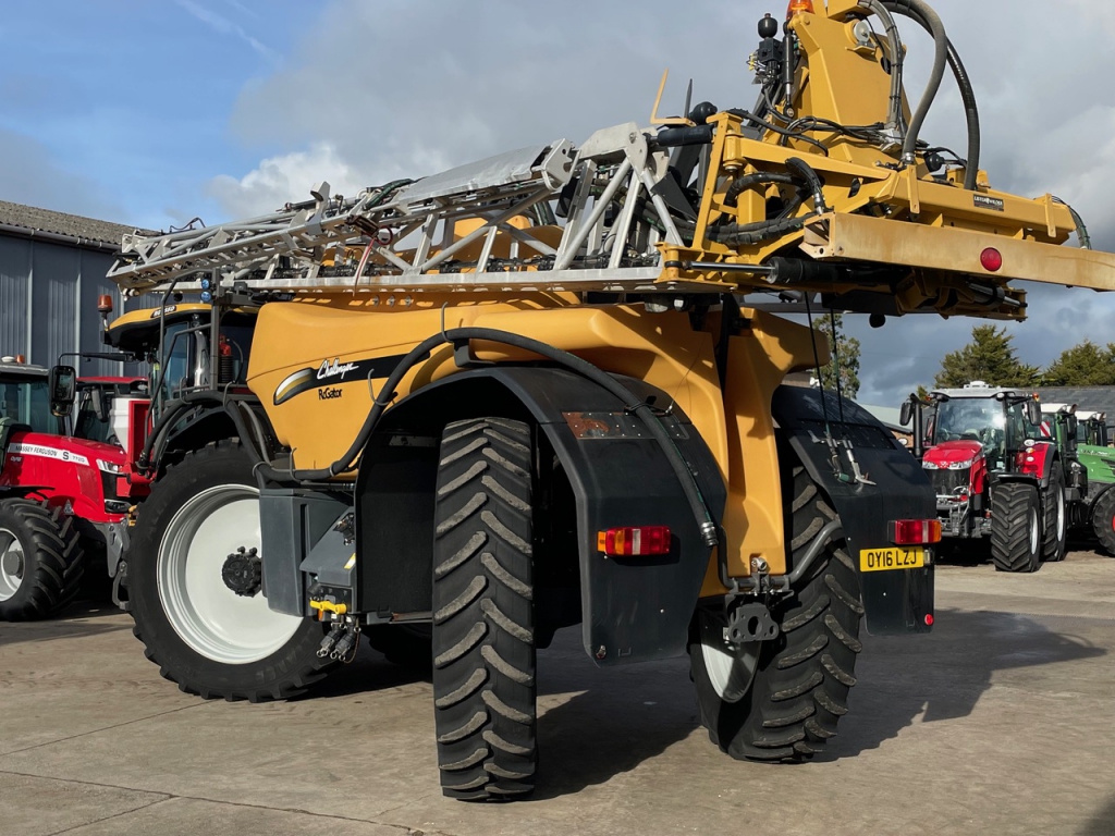 Challenger RoGator RG655D sprayer