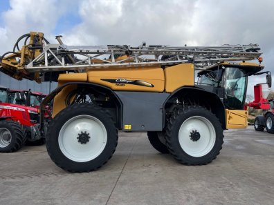 Challenger RoGator RG655D sprayer