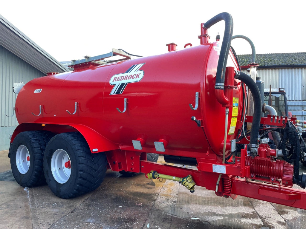 Redrock 3500 gallon tanker