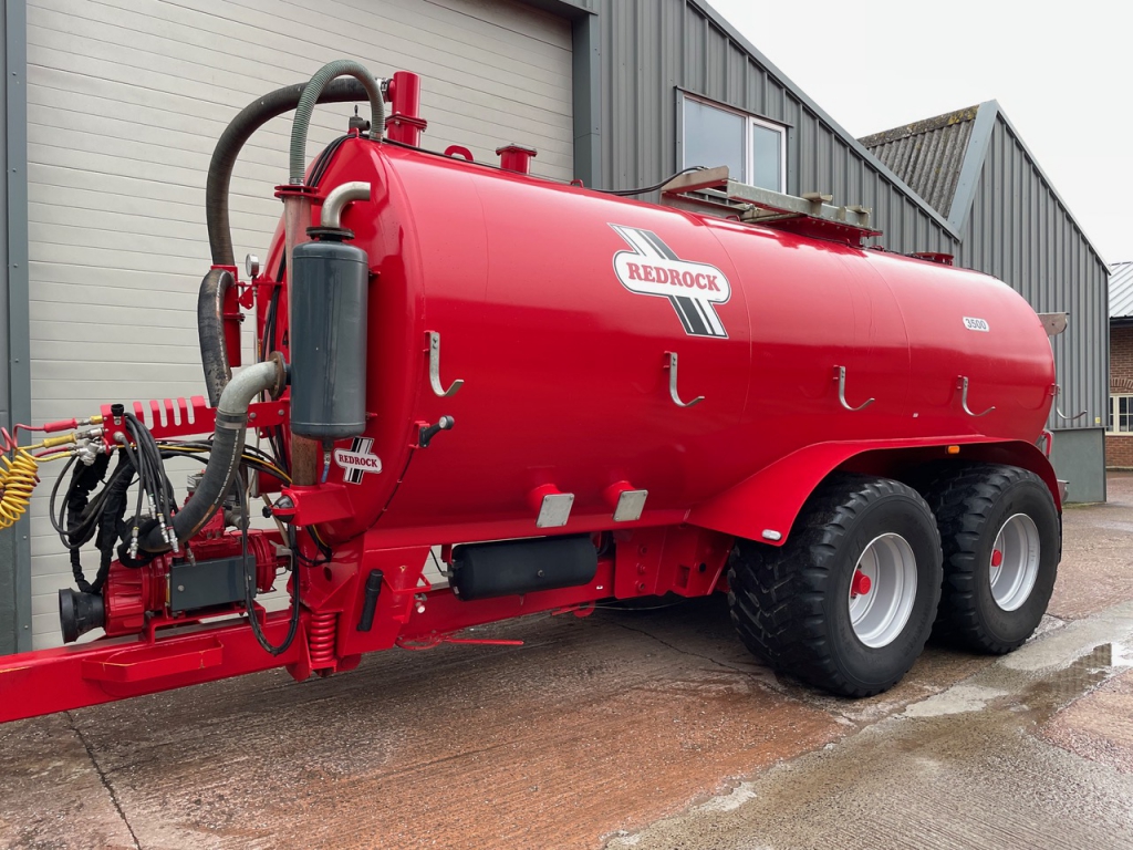 Redrock 3500 gallon tanker