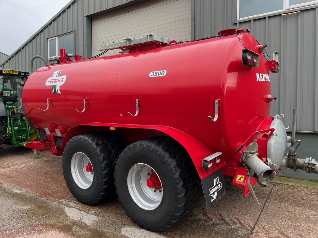 Redrock 3500 gallon tanker